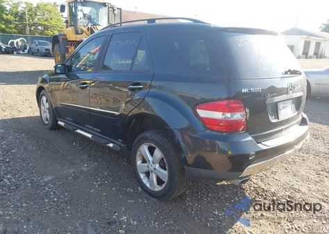 2006 Mercedes-Benz Ml 500 4Matic z USA, uszkodzony, nr VIN 4JGBB75E46A009458